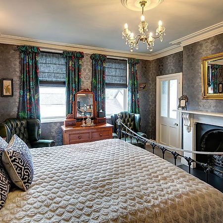 Victoria House Hotel Church Stretton Bagian luar foto