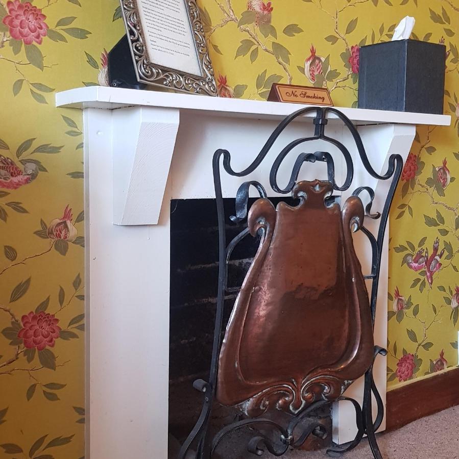 Victoria House Hotel Church Stretton Bagian luar foto