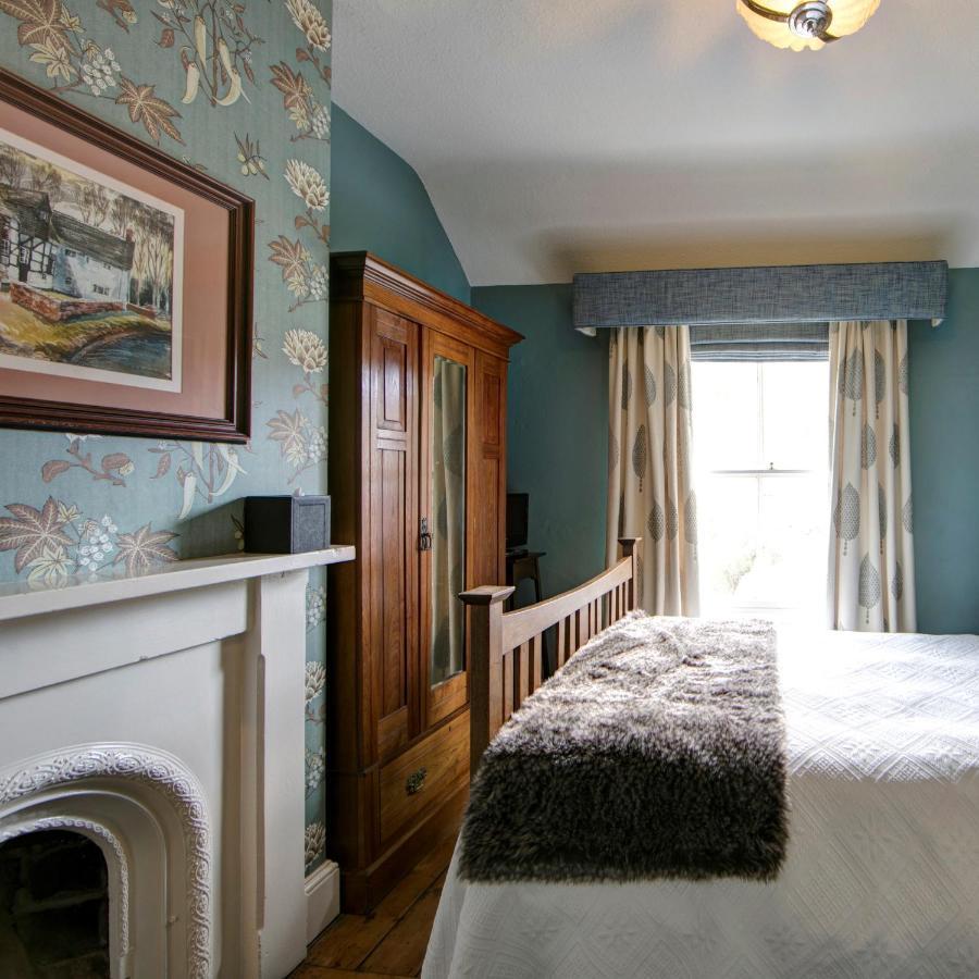 Victoria House Hotel Church Stretton Bagian luar foto